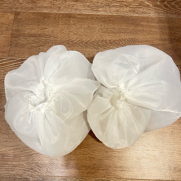 Unaltered New Size 14 Wedding Dress - Picture 4 of 5